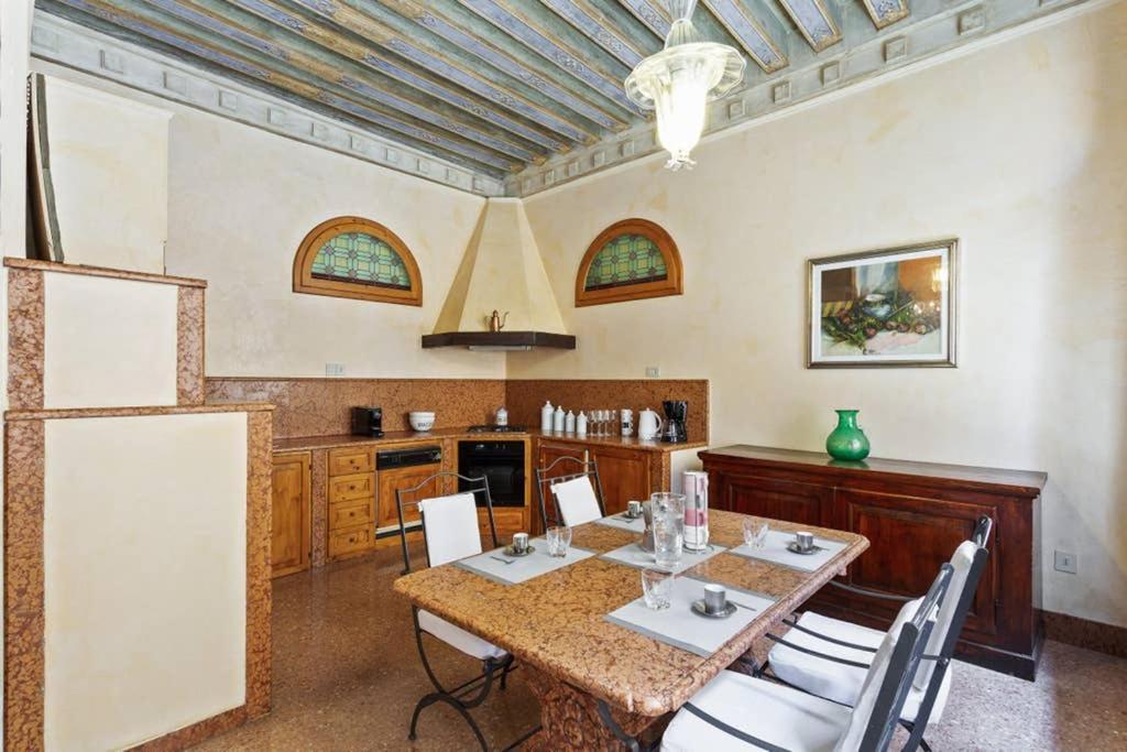 Doge Palace Luxury Apartment - Cannaregio Venedik Dış mekan fotoğraf