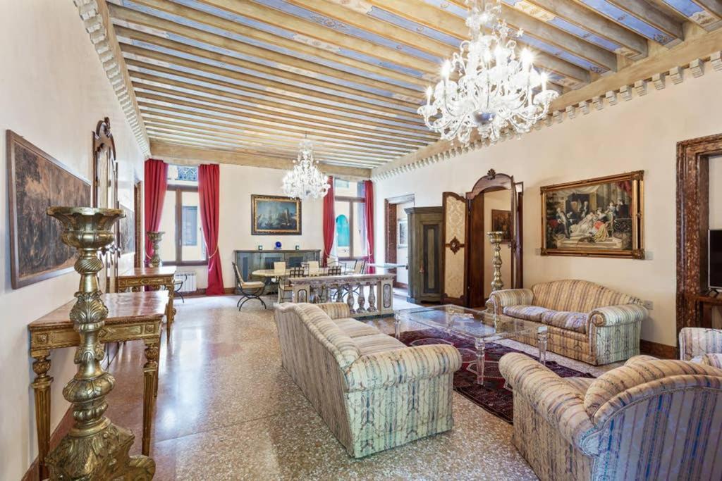 Doge Palace Luxury Apartment - Cannaregio Venedik Dış mekan fotoğraf