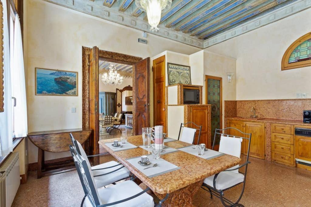 Doge Palace Luxury Apartment - Cannaregio Venedik Dış mekan fotoğraf